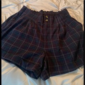 American Eagle Blue plaid shorts